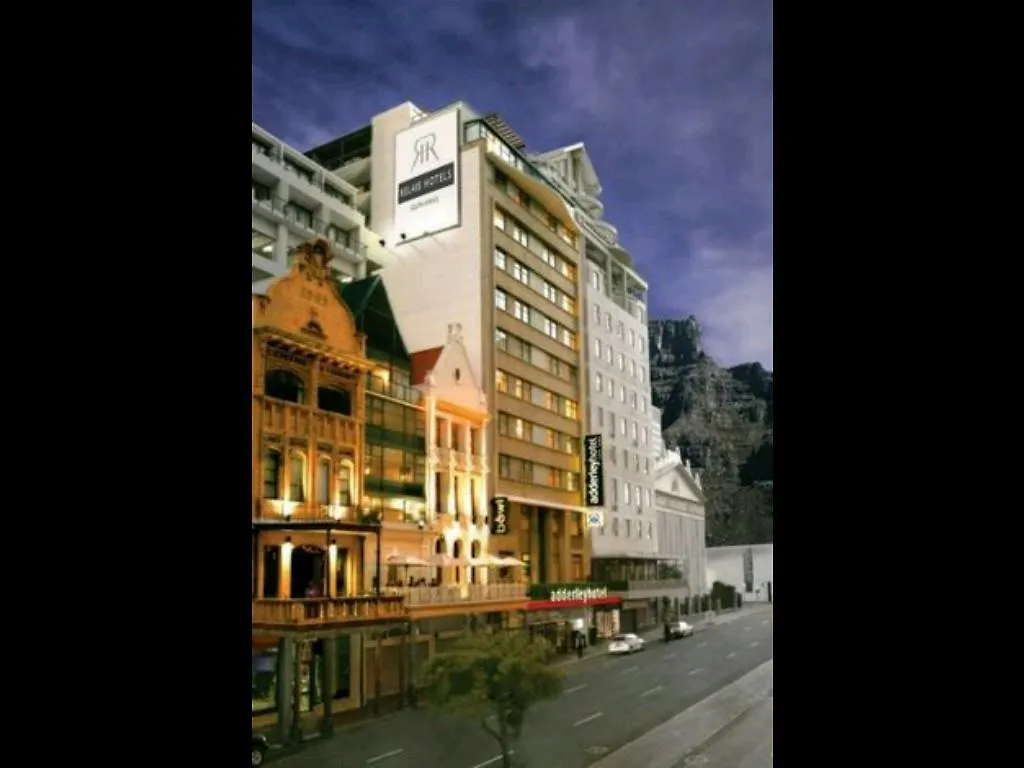 Daire Adderley, Fantastic City Centre Pad - No Loadshedding Cape Town