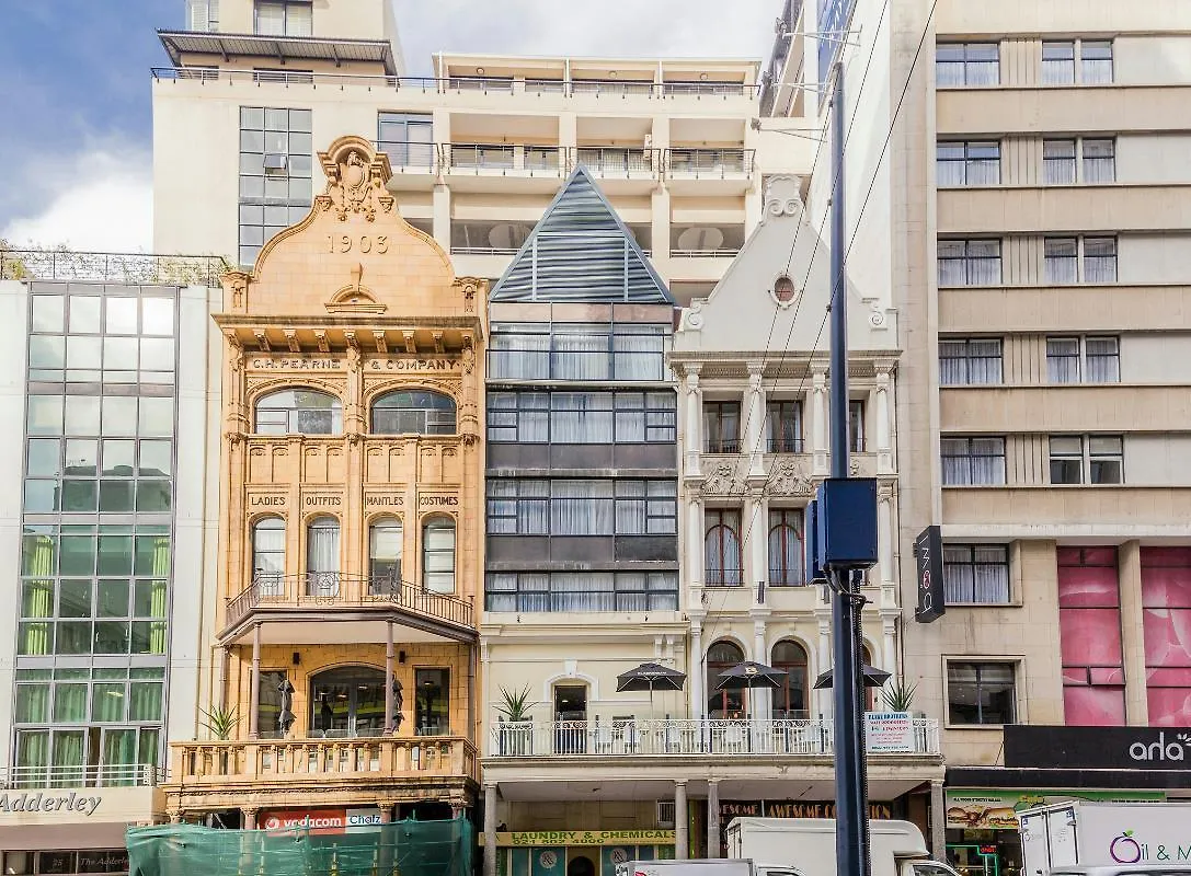 Adderley, Fantastic City Centre Pad - No Loadshedding Cape Town Daire